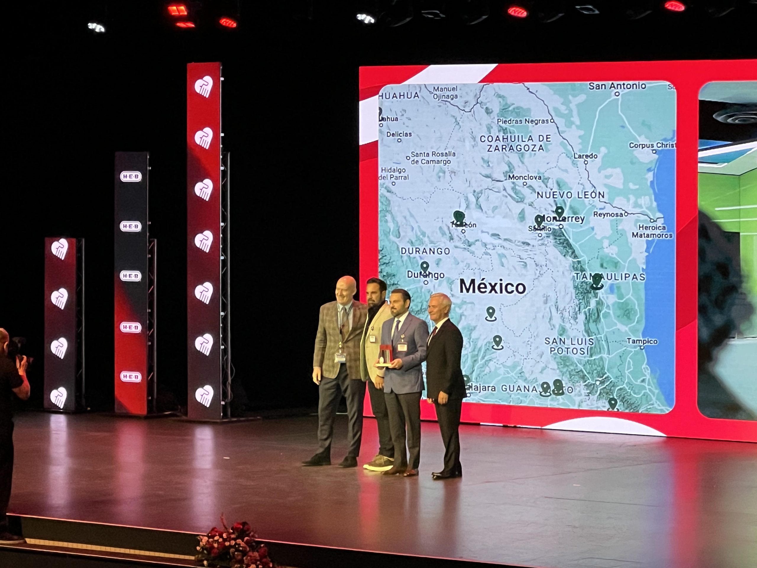 Premio Socio Estratégico HEB 2025